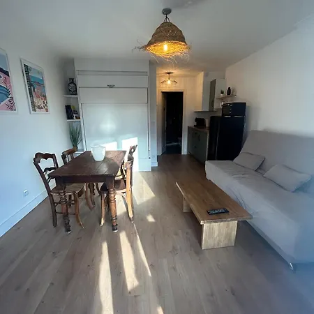 Superbe Port 2 - 800m De La Apartment